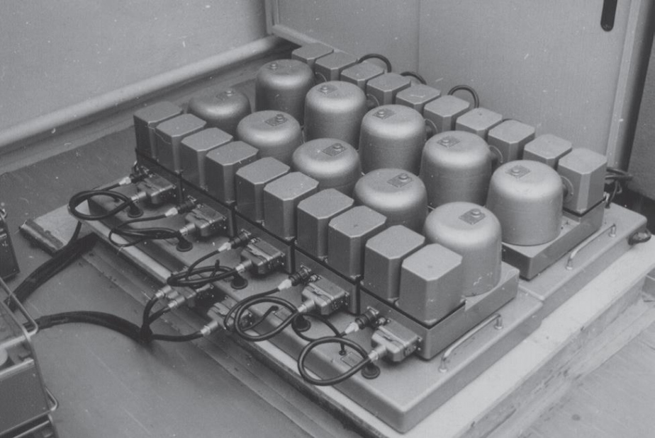1961_1979_05_seismo_2.jpg