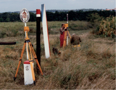26_1985_1994_26_geodeticke_prace_hranice.jpg