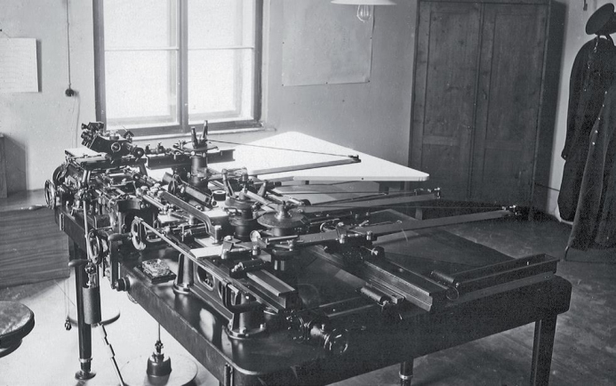 1918_1934_13_stereoautograf.jpg